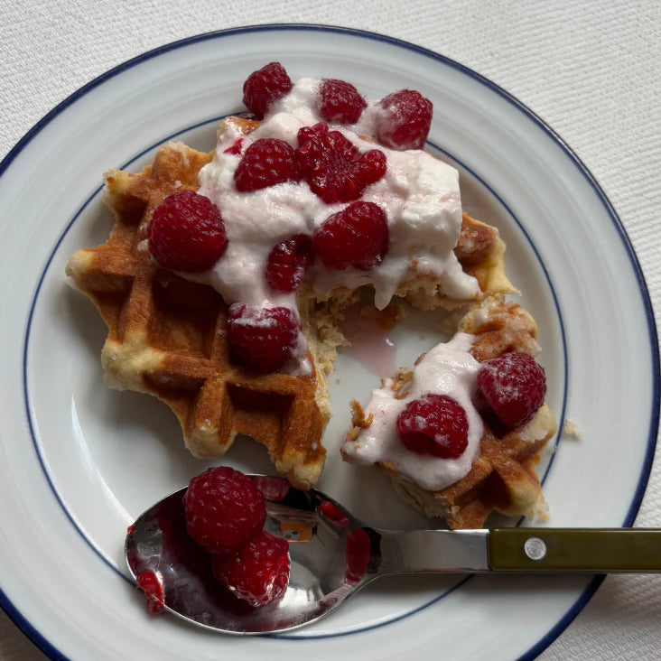 Pocket Blush date cake