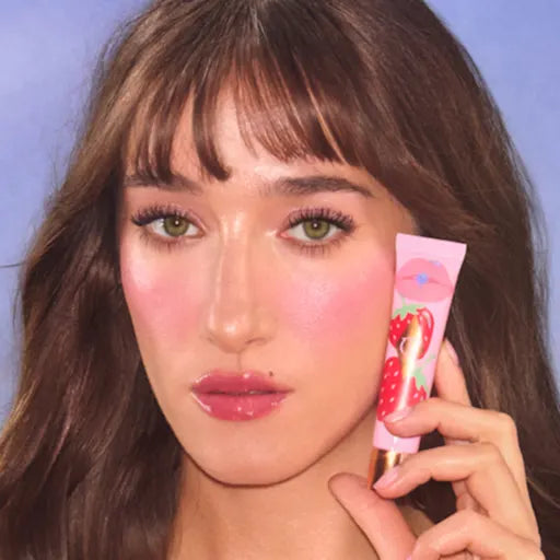 Lūpu nektārs zemeņu