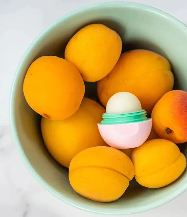 Apricot lūpu balzams – eos