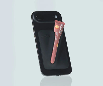 Snap-on lip case – Rhode