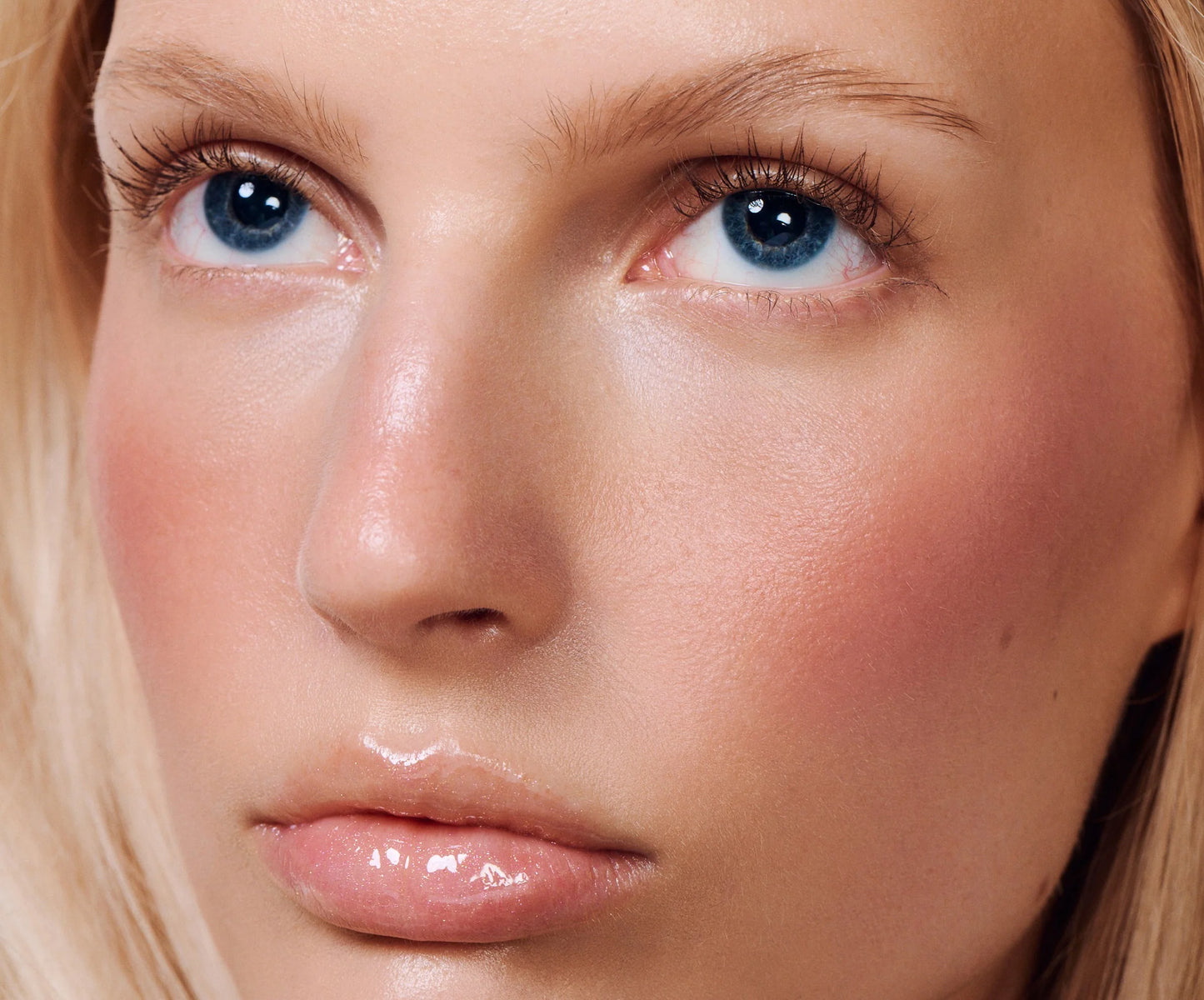 Pocket Blush tan line