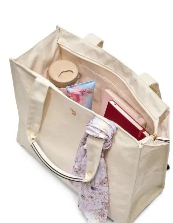 Floral-embossed TOTE soma